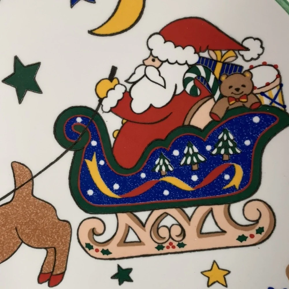 Mikasa  Cookies For Santa Plate Ultra Ceramic FX056